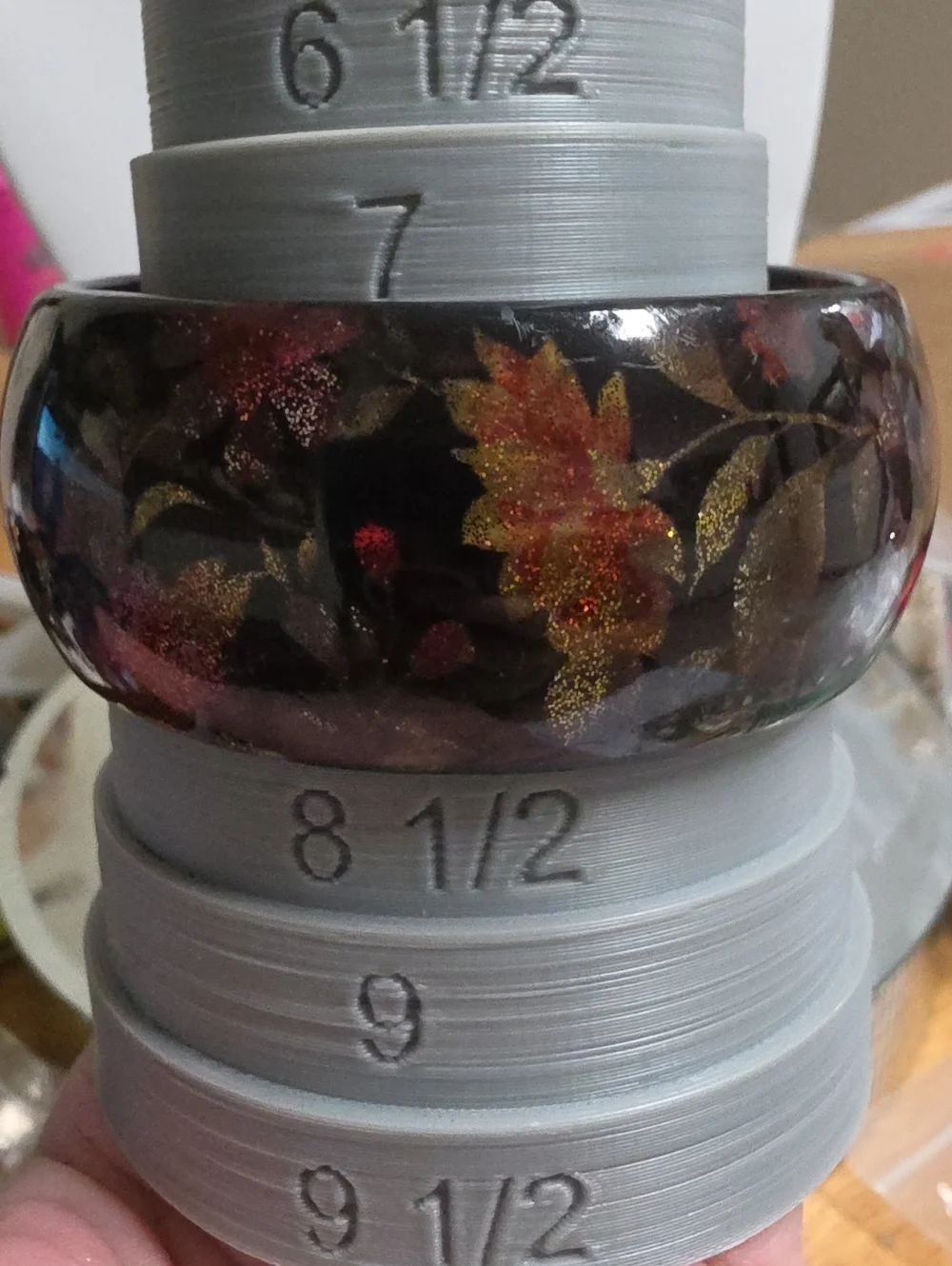 Vintage Floral Glitter Resin Lucite Bangle Bracelet
